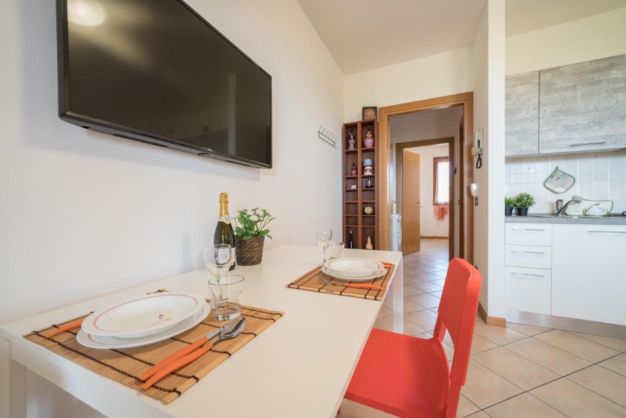 Gardappartamenti Cascinale Pool Desenzano del Garda Exterior foto